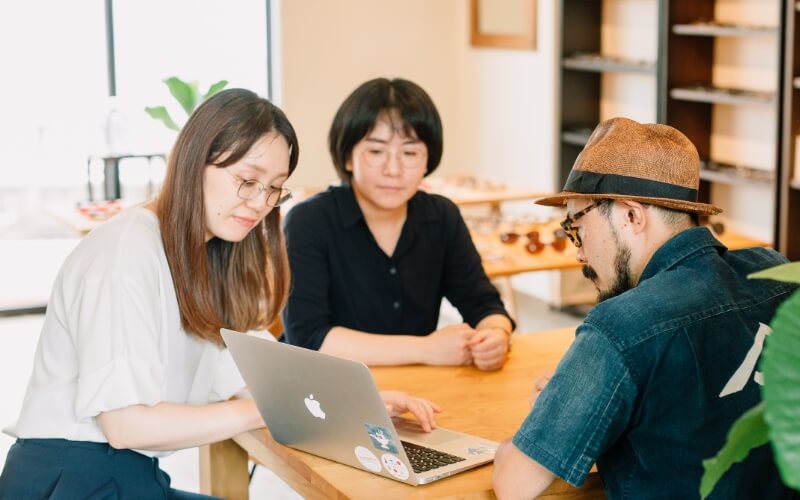 情報更新やリニューアルのご相談もご依頼ください
